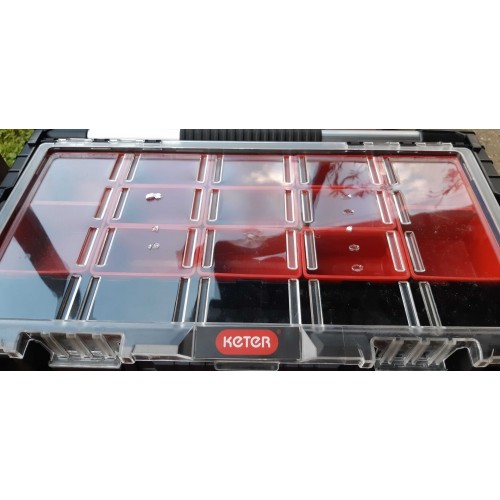 KETER CANTILEVER 22" Skrzynka narzędziowa z organizerem 57x31x25 cm czarna 17187311
