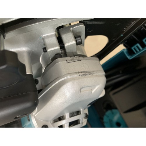 Makita SG1251J Bruzdownica 125mm, 1400W, Makpac