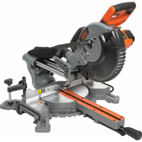 Black & Decker BES700 Pilarka tarczowa, ukośnica (1600W/216mm)