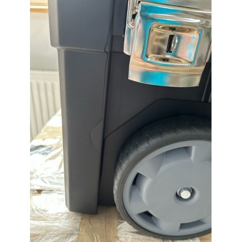 STANLEY 1-93-968 Skrzynka na kółkach Carbone