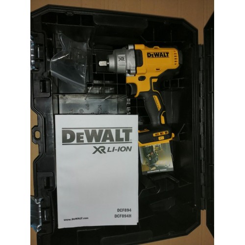 DeWALT klucz udarowy 18V 447Nm DCF894NT