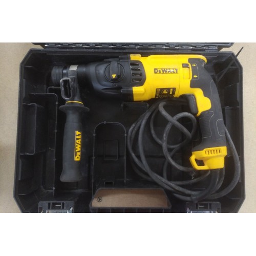 DeWALT D25133K Młotowiertarka SDS-Plus SDS-Plus (800W/2,6J) walizka