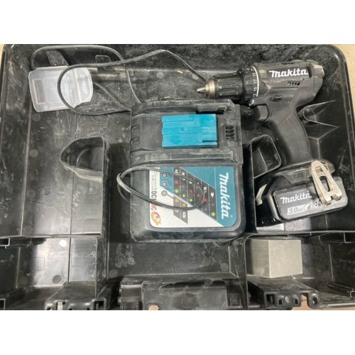 Makita DDF482RFEB Wiertarko-wkrętarka czarna 2x Li-ion LXT 18V/3,0 Ah, walizka