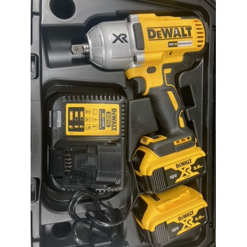 DeWALT DCF899P2 Aku Zakrętarka udarowa 18V 1/2" (950 Nm/2x5,0Ah) Tstak