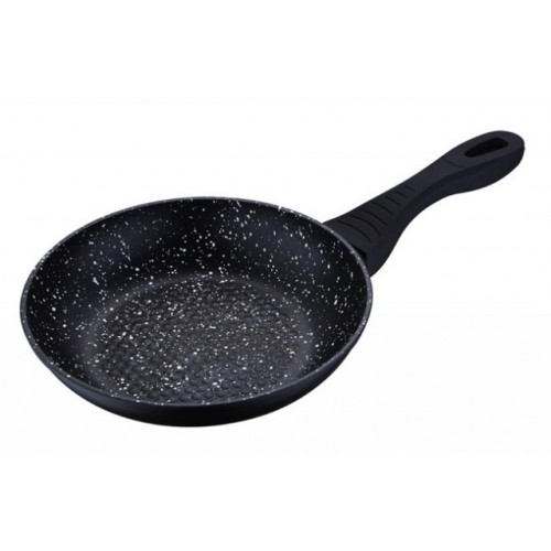 RENBERG Patelnia z powłoką marmurową i miałem granitowym 20 cm czarna RB-1121 RENBERG Patelnia z powłoką marmurową i miałem granitowym 20 cm czarna RB-1121